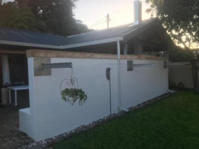 Glentana beach cottage